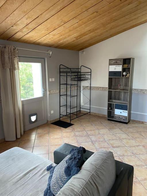 Gite A La Ferme Avec Jacuzzi Et Sauna Villefloure Exterior foto